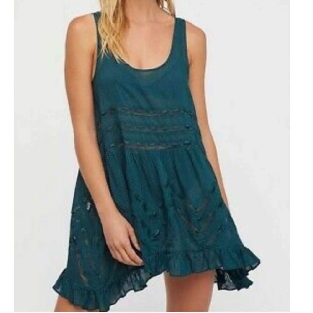 Free people swing lace inset tunic, green combo.